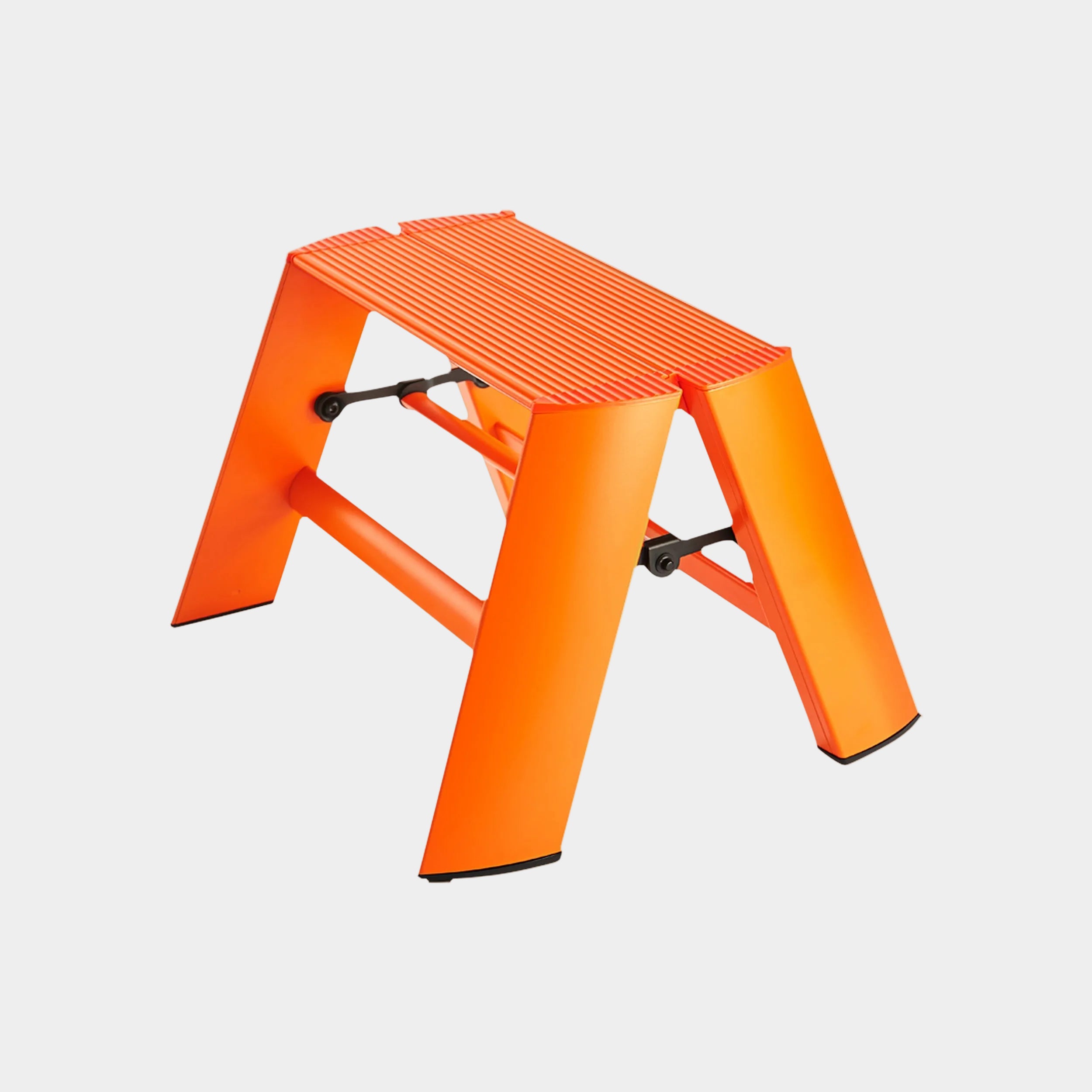Lucano Step Stool